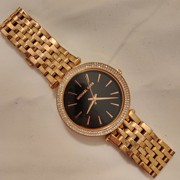 EUC Rose Gold Michael Kors Watch - Picture 5 of 10